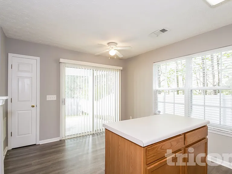 130 Silver Fox Trl — Photo 6