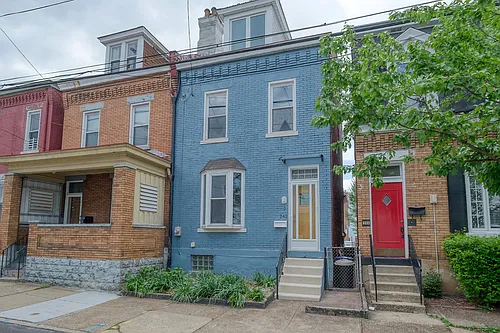242 Edmond St Photo 1