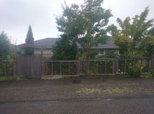 12733 9th Ave NW, Seattle, WA 98177