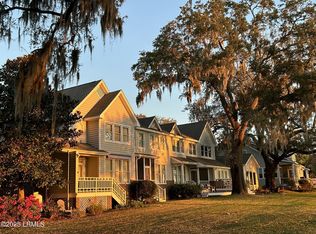 1308 Barnwell Blf, Beaufort, SC 29902
