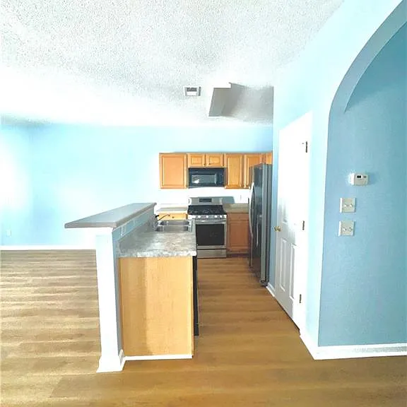 3871 Pleasant Oaks Dr — Photo 12