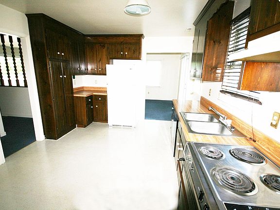 5th image of 721 Cabin Creek Dr