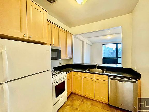5th image of 27-34 21st St #3A