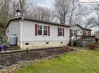 4430 Laurel Creek Rd, Banner Elk, NC 28604