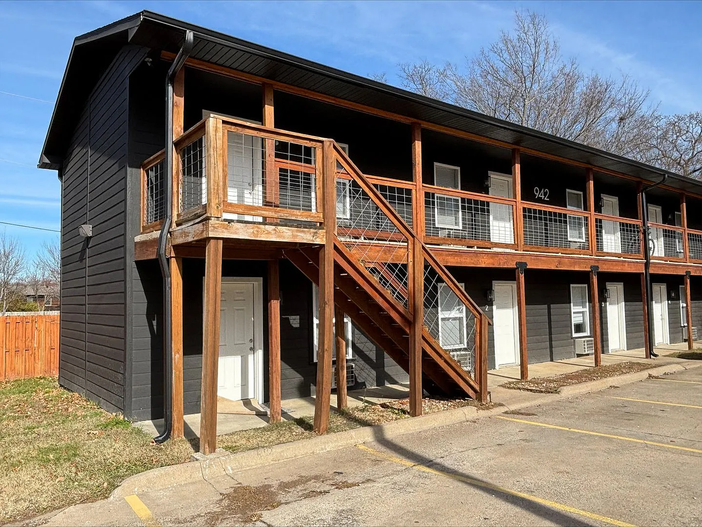 942 W Holly St Fayetteville, AR 72703 — Photo 2