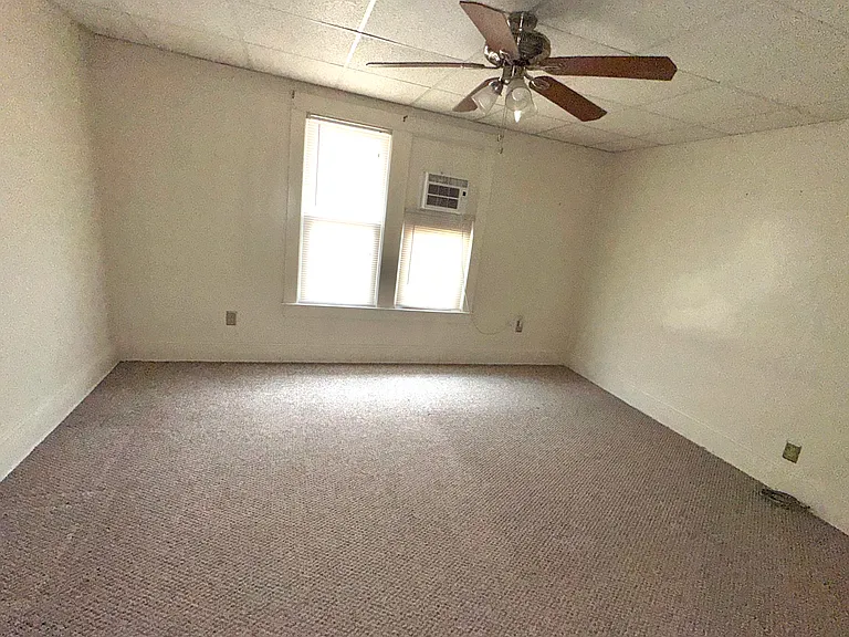 44 Biltmore Ave — Photo 7
