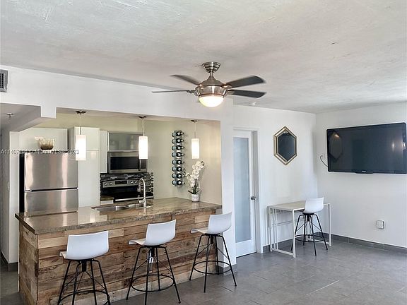 5th image of 850 N Miami Ave APT 1709-W