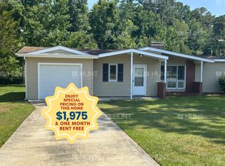 14 Roosevelt Blvd, Havelock, NC 28532