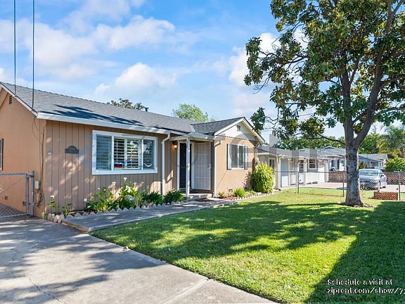 2nd image of 3534 E Hills Dr