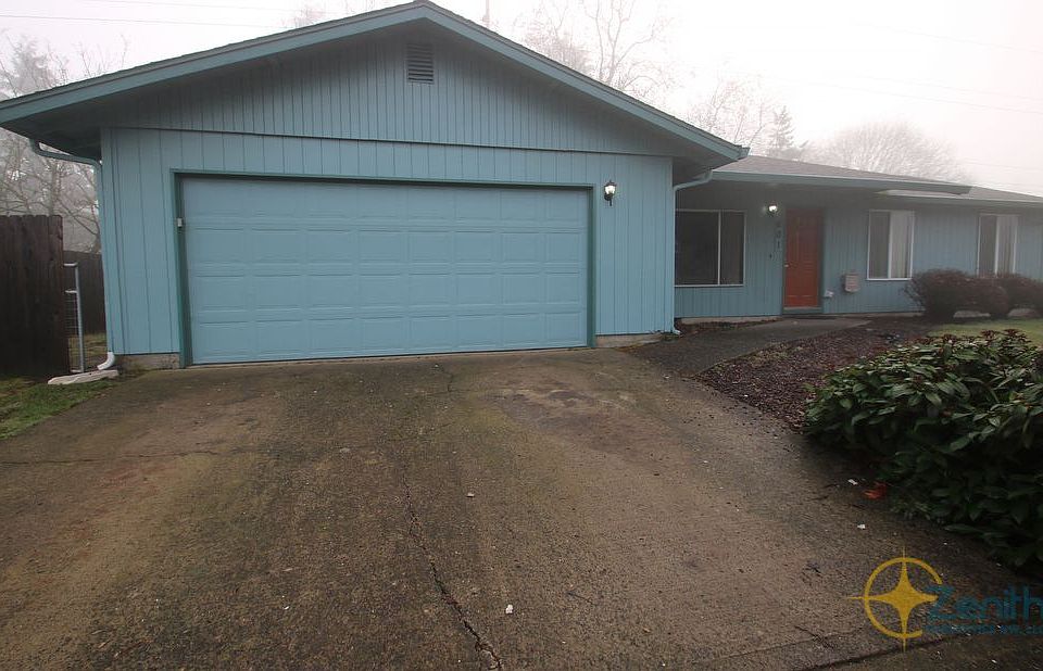 1st image of 801 NE 122nd Ave