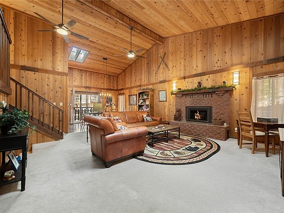 5th image of 1032 Lucerne Way