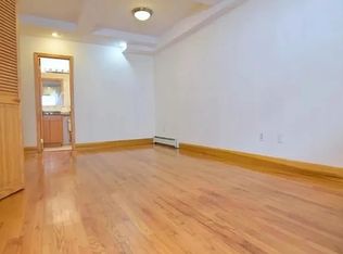 294 Broome St APT 2B, New York, NY 10002