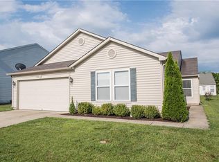 5432 Grassy Bank Dr, Indianapolis, IN 46237
