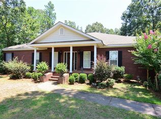 819 Stoddard Dr, Wetumpka, AL 36093
