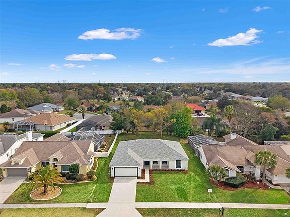 2nd image of 1057 Larkin Rd