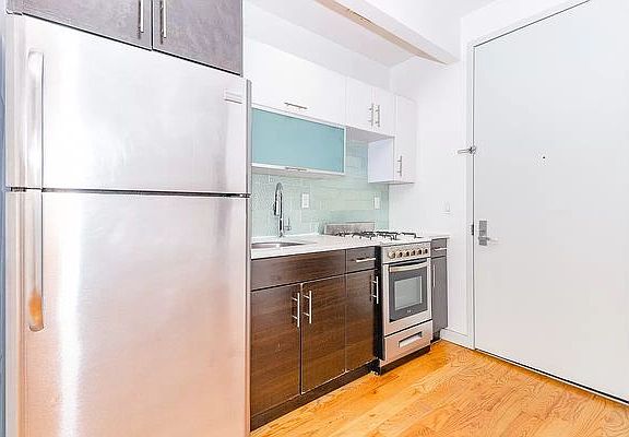 2nd image of 419A Classon Ave #2B