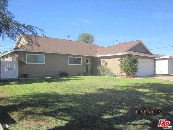 2nd image of 851 N Banna Ave