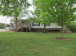 42044 Depot Trl, New London, NC 28127
