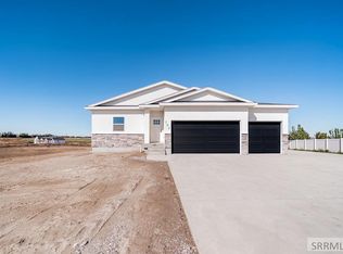 102 N Stocktrail Dr, Idaho Falls, ID 83401