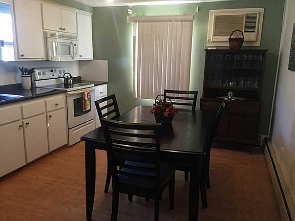 5th image of 10 Centredale Ave