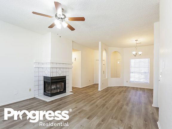 5th image of 10126 W Medlock Ave