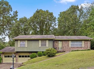 538 Tree Top Ln, Hixson, TN 37343