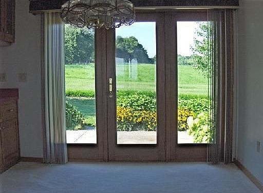 Diningrm with french doors