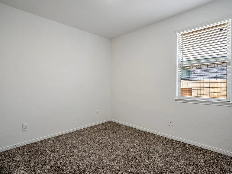 922 Youth Water Rd — Photo 34