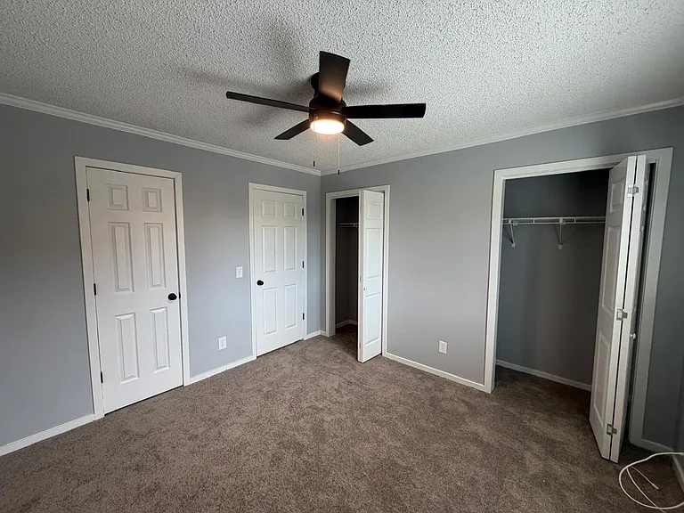 31 Canterbury Ct — Photo 40