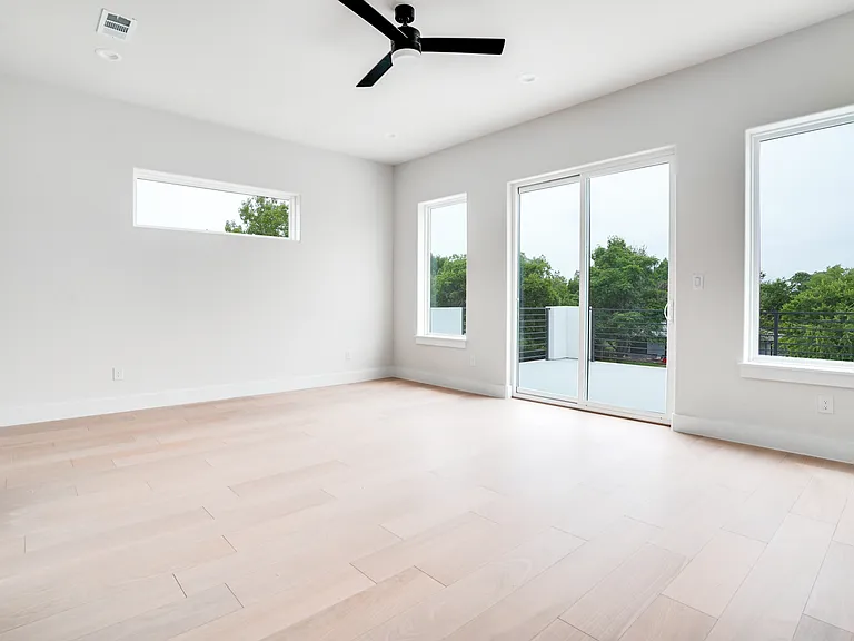 7614 Linwood Ave — Photo 37