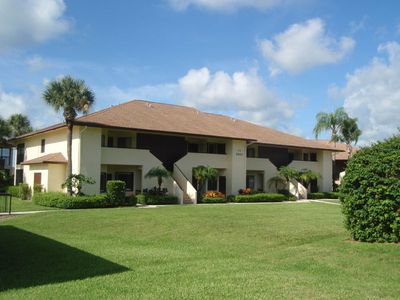 6303 SE Williamsburg Dr APT 104, Hobe Sound, FL, 33455