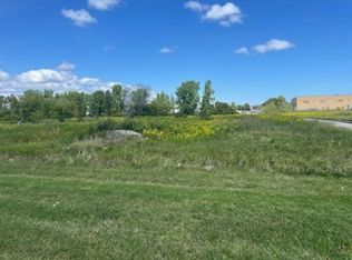 Contract Dr, Green Bay, WI 54304