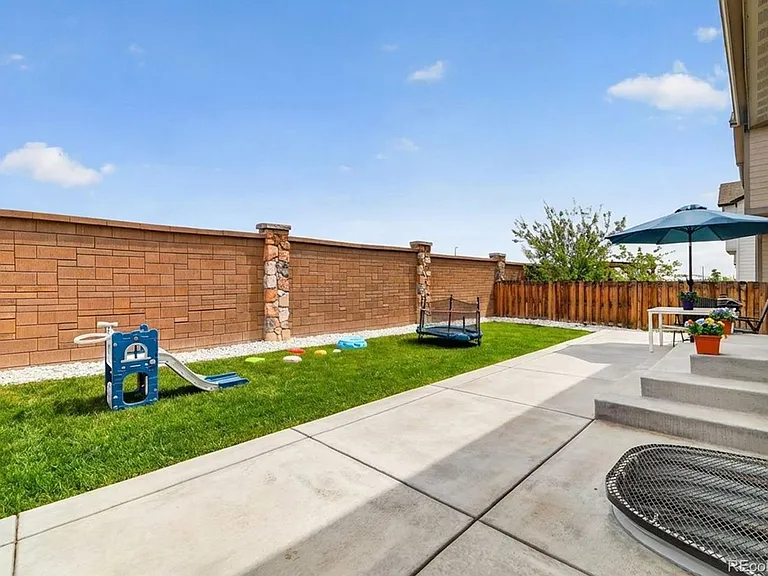 11029 Ursula St — Photo 31
