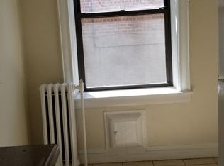 35 Rochelle Ter, Mount Vernon, NY 10550