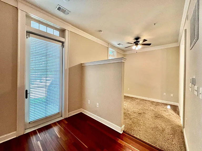 2810 Selwyn Ave #111 — Photo 20
