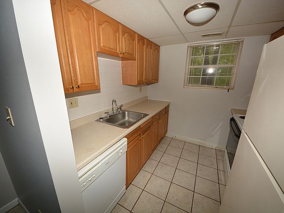 5th image of 928 Ohio Pike APT 502