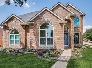 1649 Blackstone Dr, Carrollton, TX 75007
