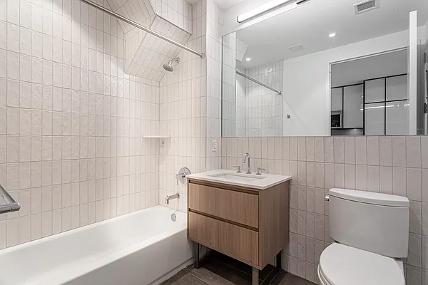 Rented by Charney Real Estate LLC | media 18