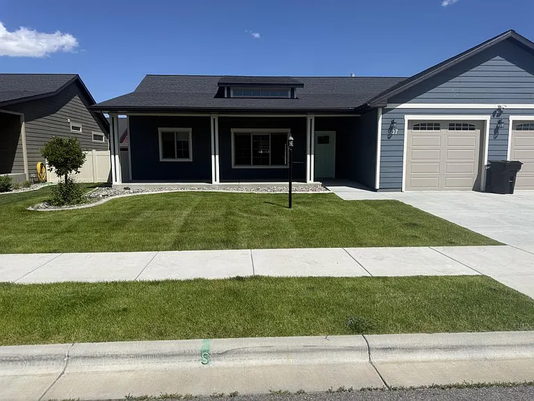 807 Bitterbrush St — Photo 9