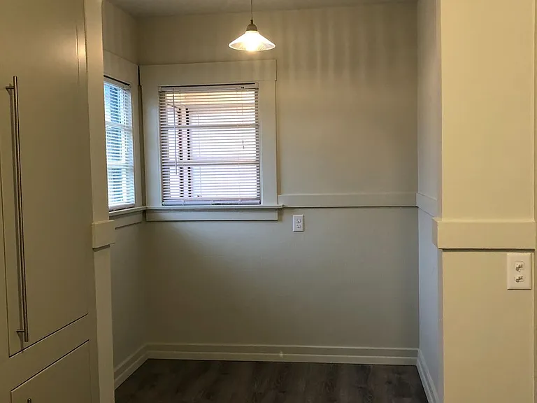 3320 Pine St — Photo 7