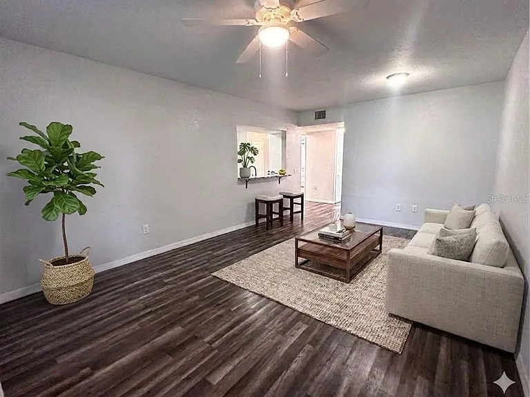 9520 Amberdale Ct #101 — Photo 12