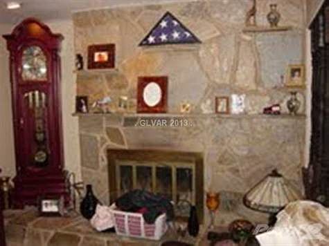 3rd image of 4004 Sorrento Way