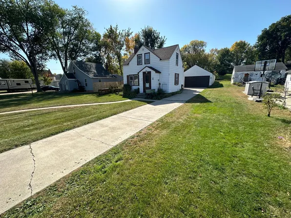 623 Railroad Ave, Sauk Centre, MN 56378
