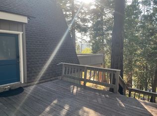 621 Grass Valley Rd, Lake Arrowhead, CA 92352