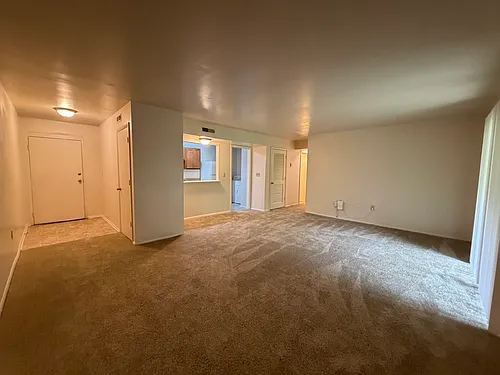 County Green Apartments Photo 1