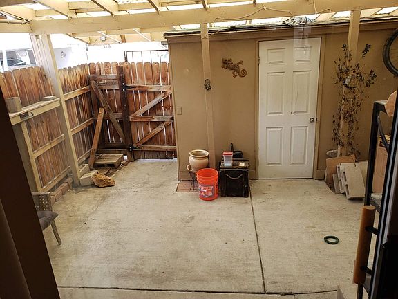 3rd image of 9101 E Mansfield Ave