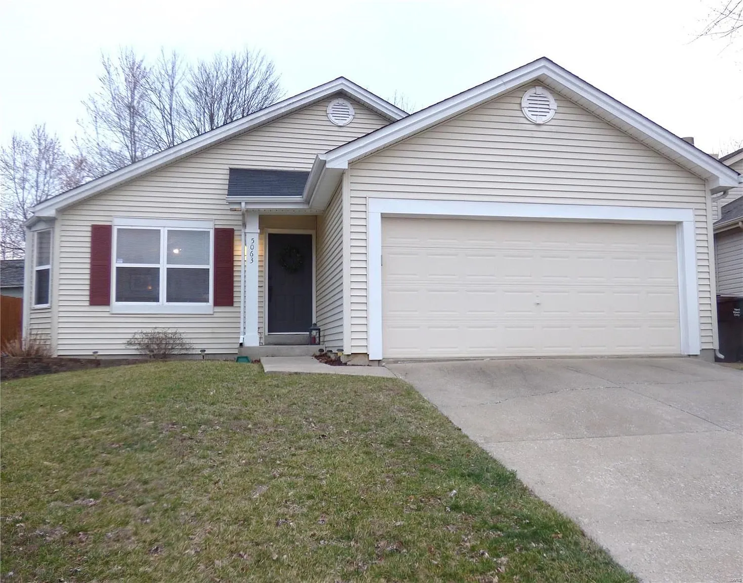 5063 Danielle Dr photo 1