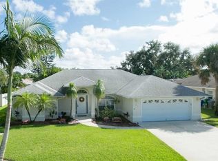 233 Dickens Ave, Sebastian, FL 32958