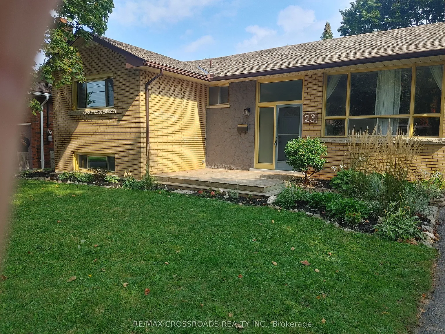 4 bed, $3,200 — Photo 2