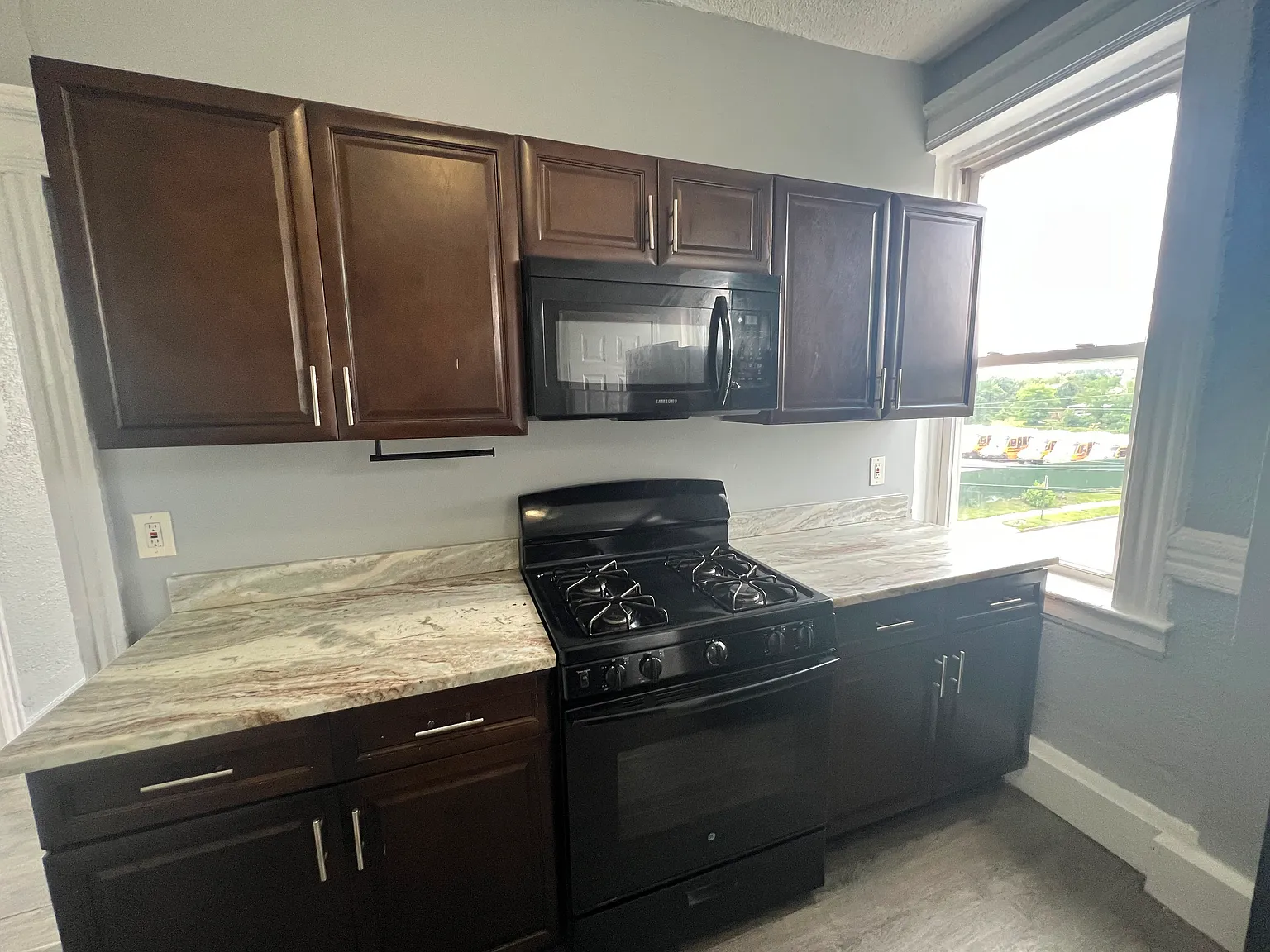 2 bed, $2,150 — Photo 3